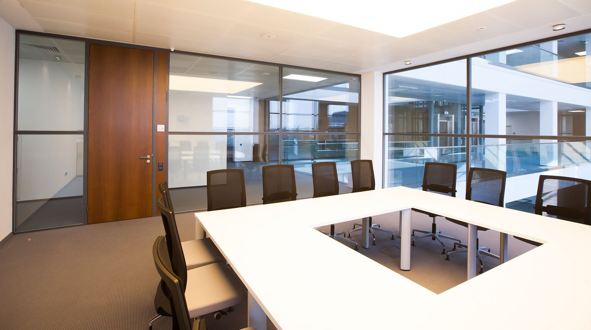 Photo Exclusive doors