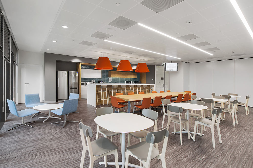 Photo Deaf sliding partitions NAYADA Hufcor