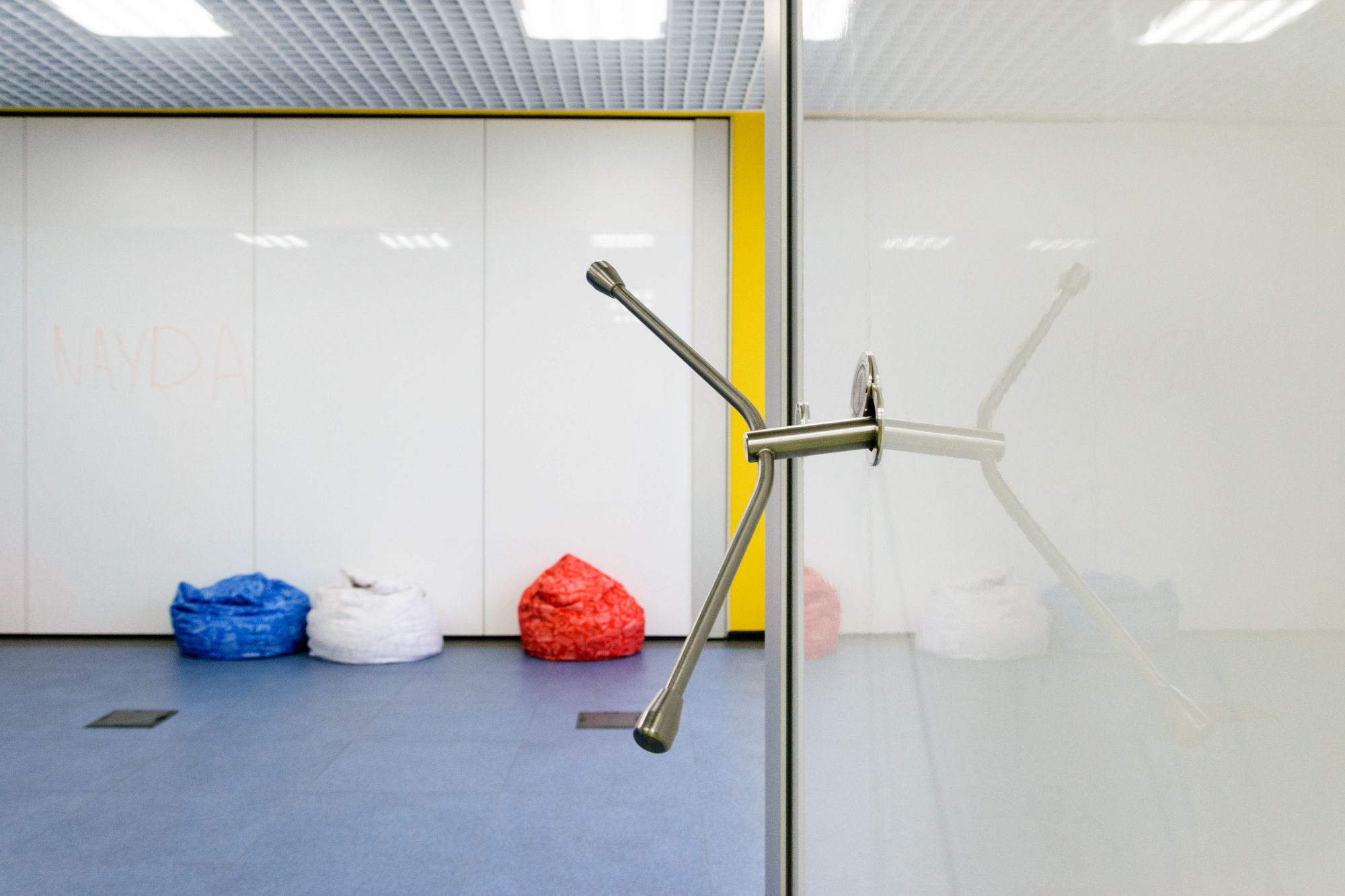 Photo Deaf sliding partitions NAYADA Hufcor