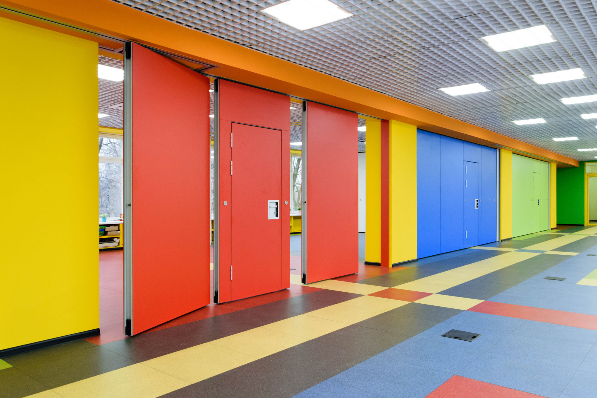 Photo Deaf sliding partitions NAYADA Hufcor