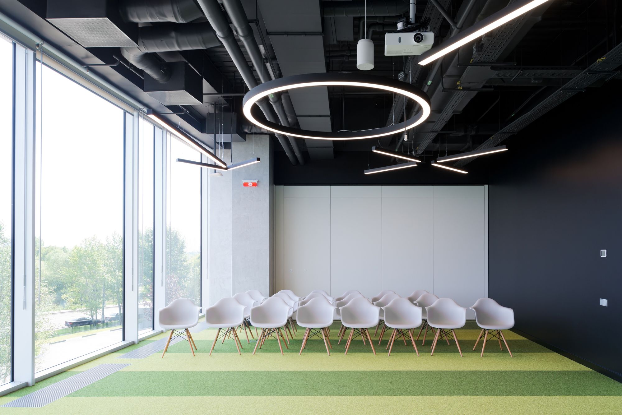 Photo Deaf sliding partitions NAYADA Hufcor