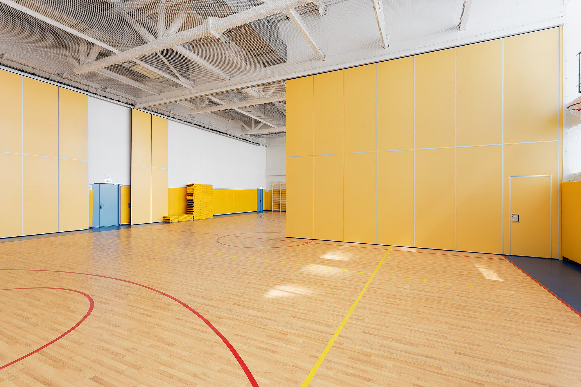 Photo Deaf sliding partitions NAYADA Hufcor