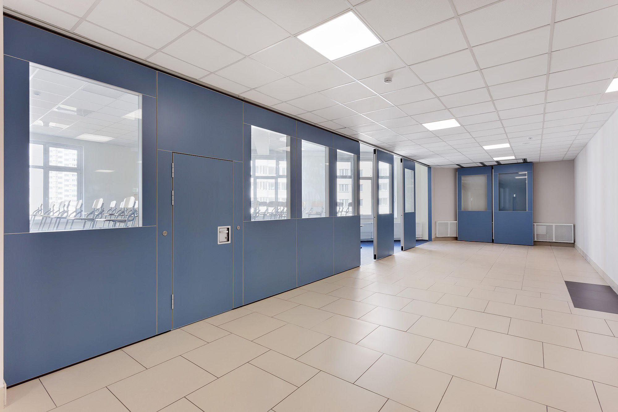 Photo Deaf sliding partitions NAYADA Hufcor