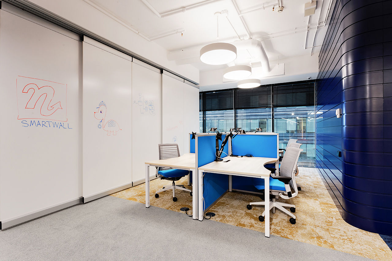 Photo Deaf sliding partitions NAYADA Hufcor