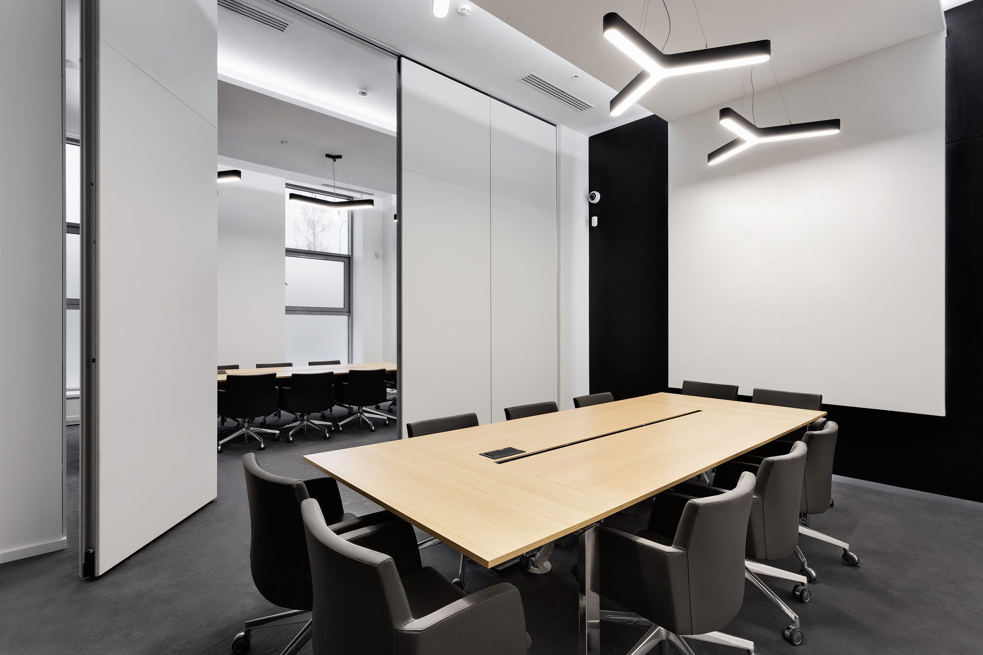 Photo Deaf sliding partitions NAYADA Hufcor