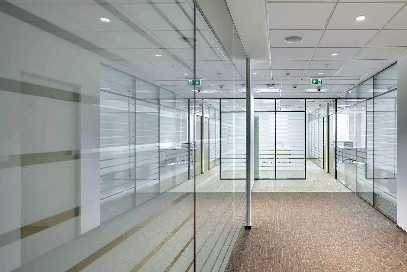 Photo Aluminum partitions with glass NAYADA-Standart