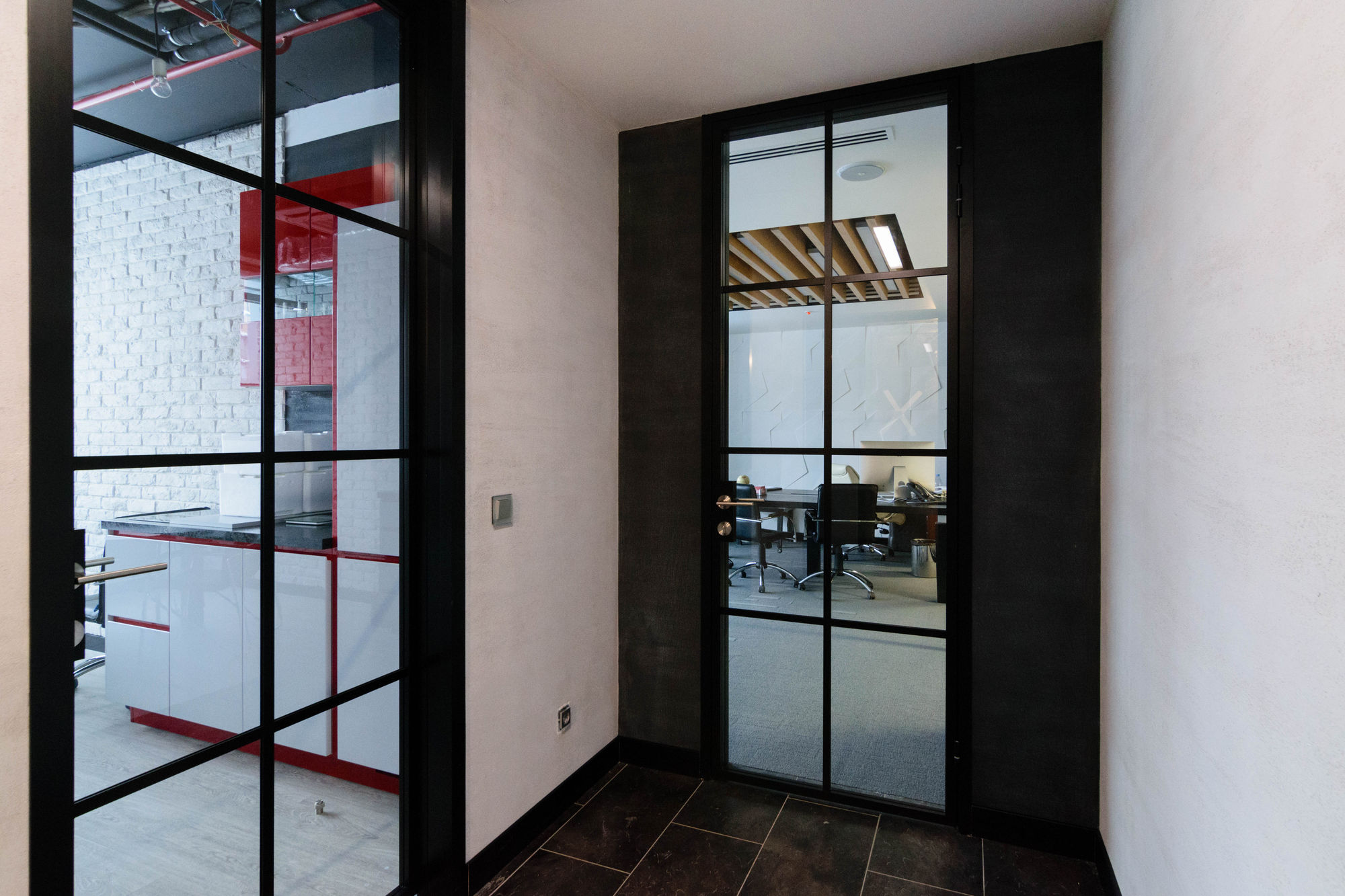 Photo Doors NAYADA-Quadro